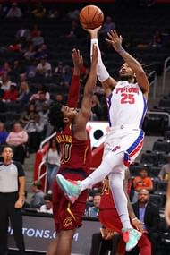 Cleveland Cavaliers v Detroit Pistons
